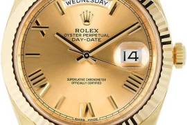 Rolex Day-Date 18k Yellow Gold 40mm M228238