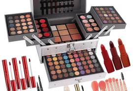 132 Color All- In- One Makeup For Women Full Kit,Professional Makeup Kit,Makeup Gift Set for Women,Girls&Teens,Include eyeshadow/lipstick/concealer/Lip Gloss/Eyeliner/Mascara（006N2-Silver）